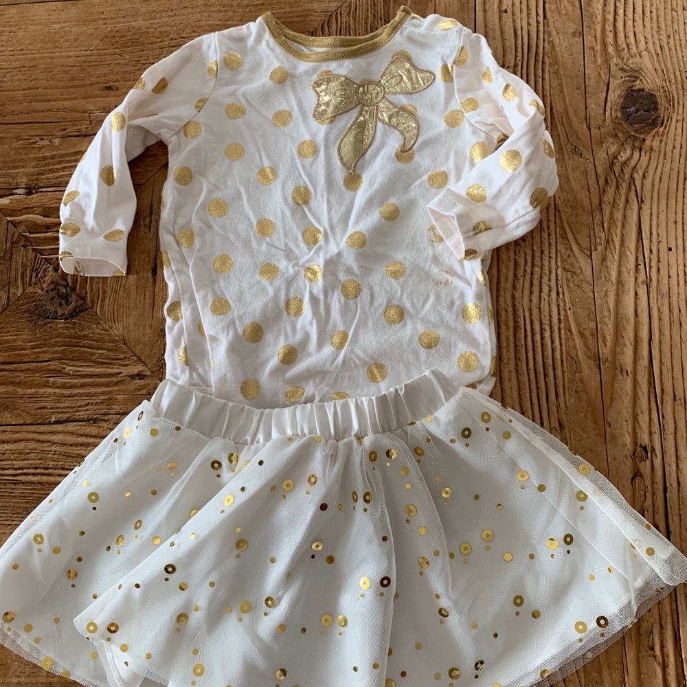 Adorable matching set Size 6 months